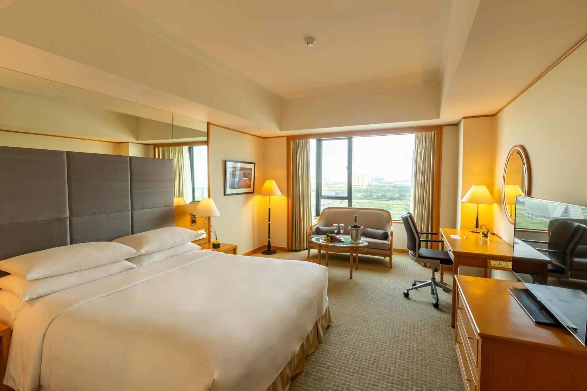 Renaissance Riverside Saigon Hotel Ho Chi Minh City