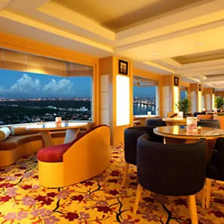 Renaissance Riverside Hotel Saigon 