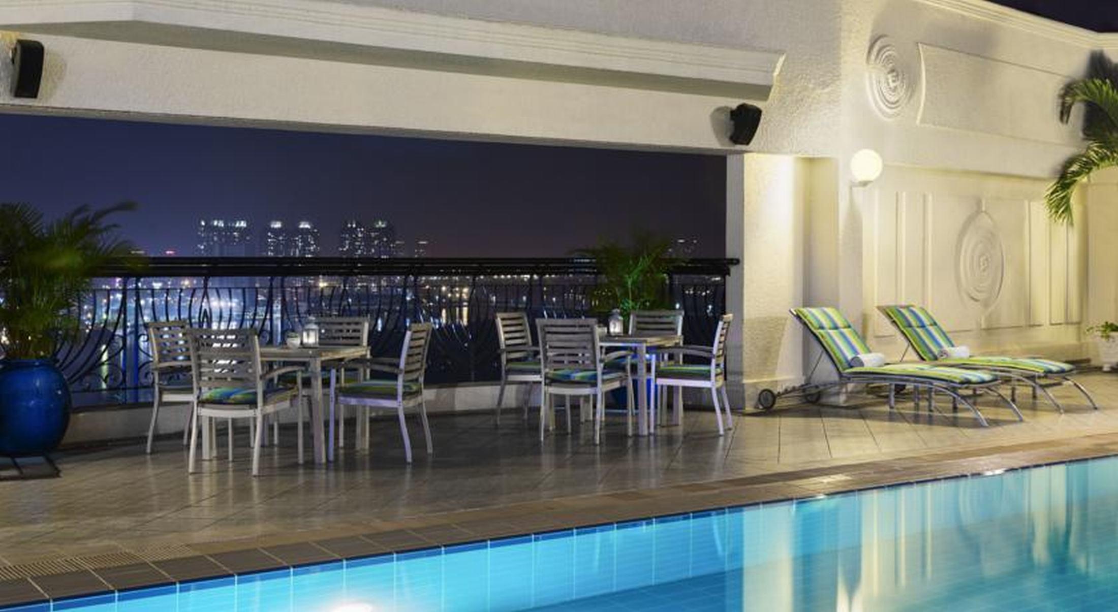 Renaissance Riverside Saigon होटल 5*