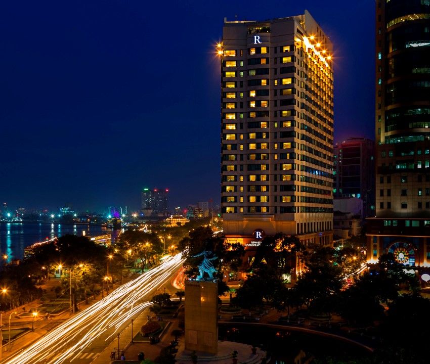 Renaissance Riverside Saigon होटल